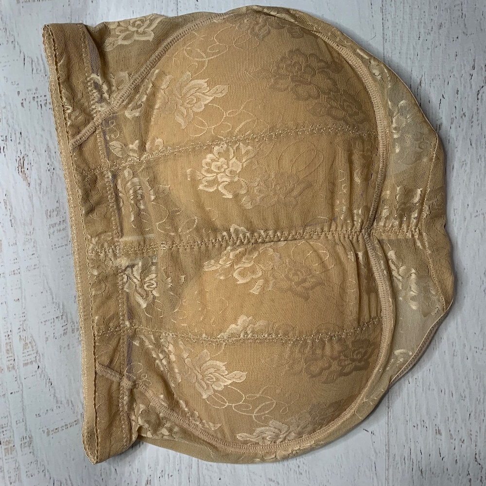 Butt pads intimate to enhance what you have ! medium tan NWOT